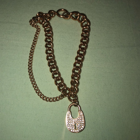 Michael Kors rose gold lock bracelet - Picture 1 of 1